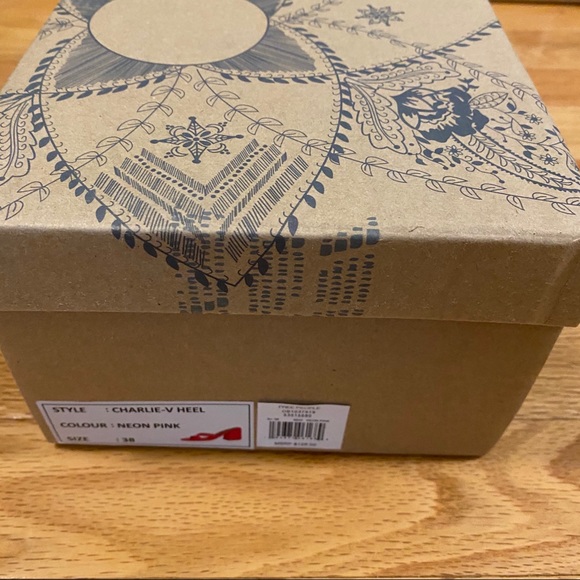 Free People Charlie V block heel sandal - Picture 7 of 10